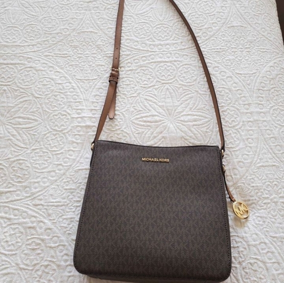 Michael Kors crossbody bag - Picture 5 of 6